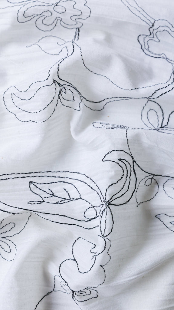 Tissu Coton Brodé Blanc - Tissus Meter
